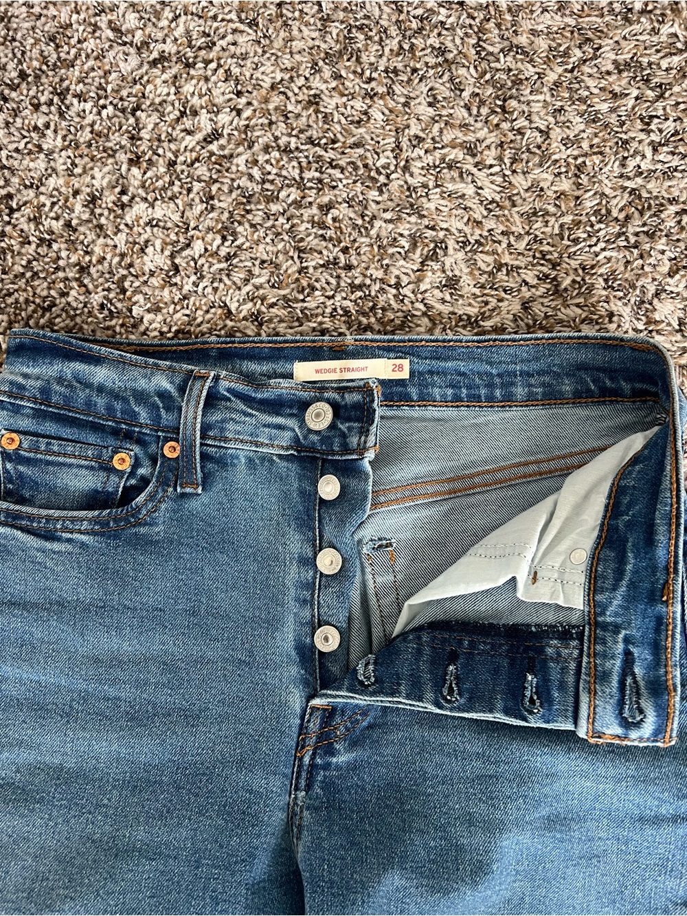 Levi’s Women’s Jeans in Medium Blue